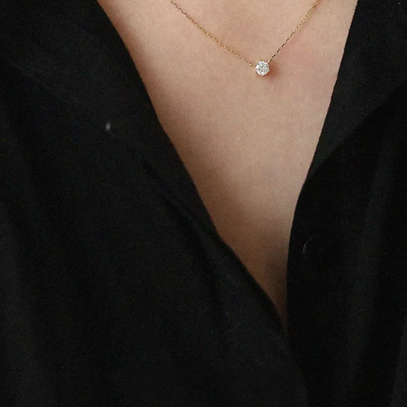 Classic Zirconia Necklace