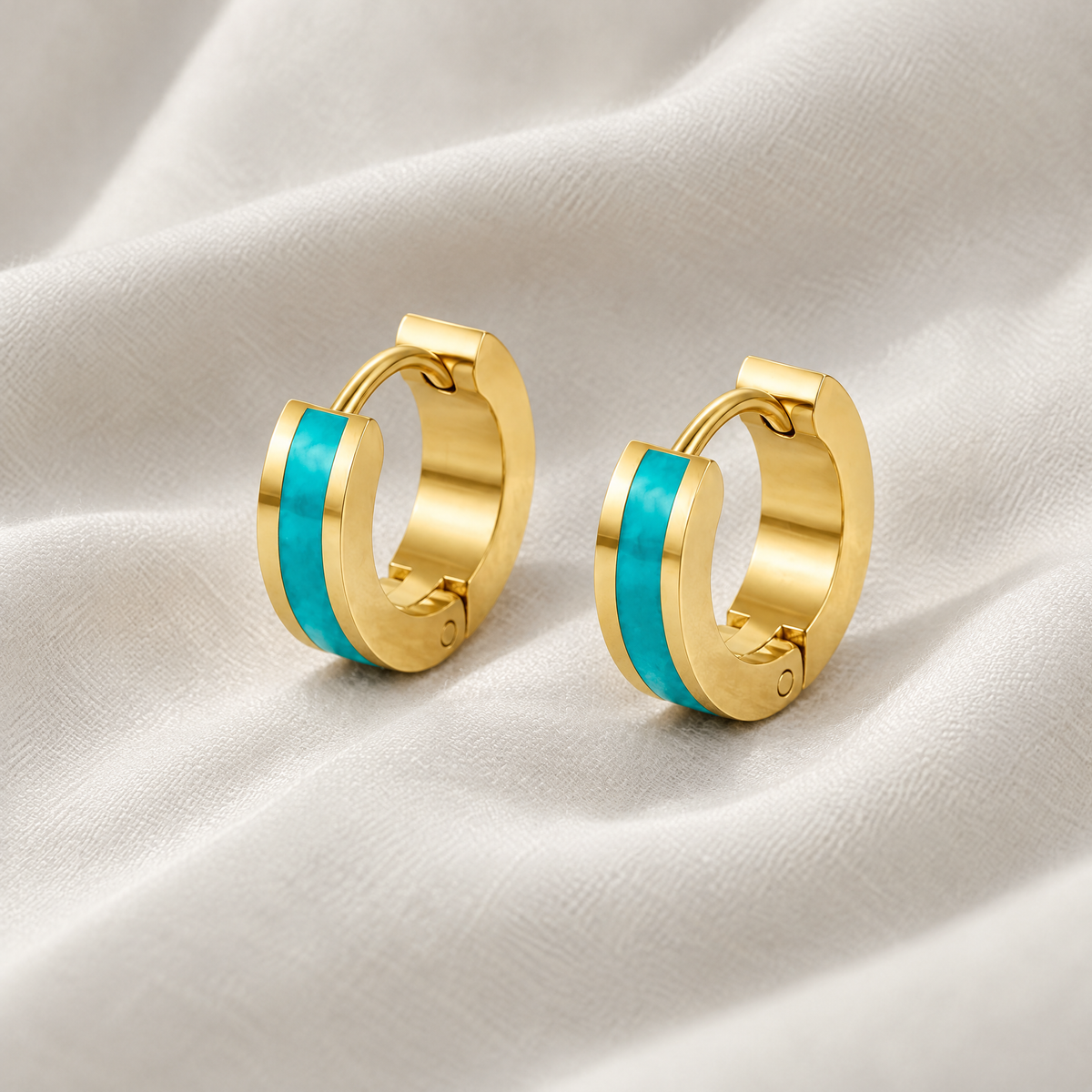 Clara Petite Gold Hoop Earrings