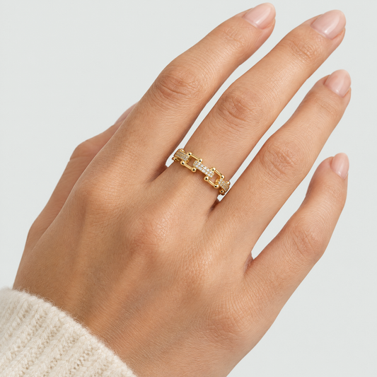 Azura Linked Crystal Ring