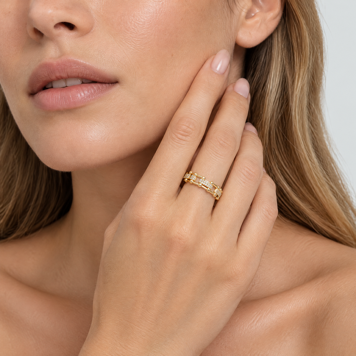 Azura Linked Crystal Ring