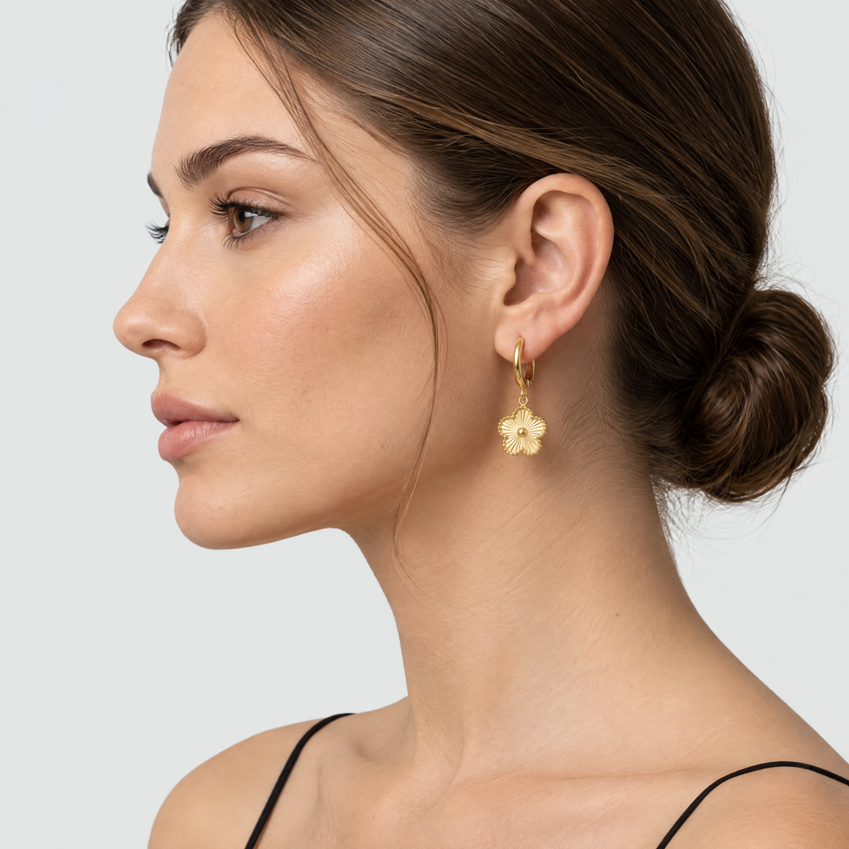 Victoria Gold Clover Earrings