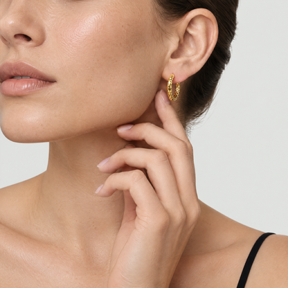 Clara Smooth Hoop Earrings