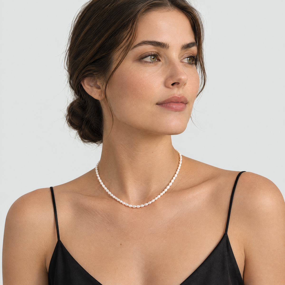 Elowen Gold Pearl Pendant Necklace