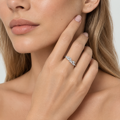 Riley Leaf Crystal Ring